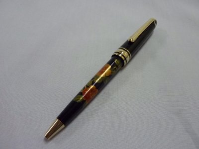 画像1: 高級加賀蒔絵　(黒)つばき　漆芸ボールペン