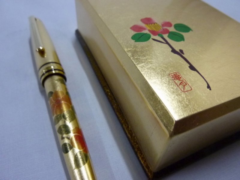 画像3: 金箔工芸　花つばき　名刺入＆ボールペン